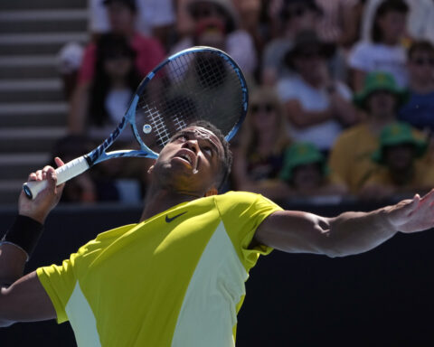 Monfils outduels fellow Frenchman in an Australian Open 1st-round match for the ages