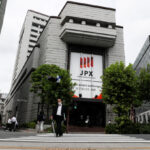 Japanese investors exit foreign assets for third straight month in Dec