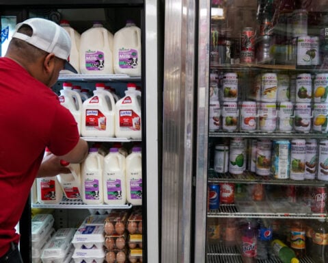 FDA proposes putting nutrition labels on the front of packaged foods in health push