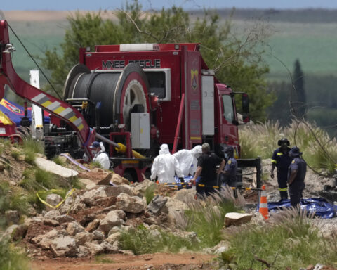 South African police end mine rescue operation with at least 78 dead and 246 survivors