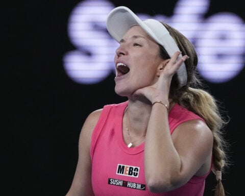 How about that?! Danielle Collins has a back-and-forth with a booing Australian Open crowd
