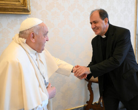 Pope Francis using sling after injuring forearm in fall