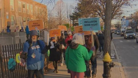 Teachers hold information picket, calling for more resources as contract negotiations continue