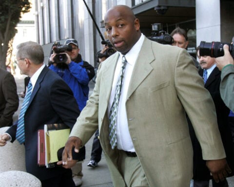 Ex-49er Dana Stubblefield to remain in prison for now after judge denies bail ruling