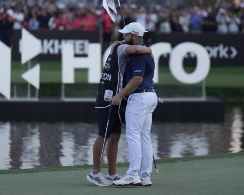 Tyrrell Hatton outduels Daniel Hillier to win Dubai Desert Classic by a stroke