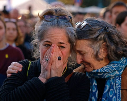 ‘Everybody is crying’: Israelis rejoice as 3 hostages returned after more than 470 days in Gaza