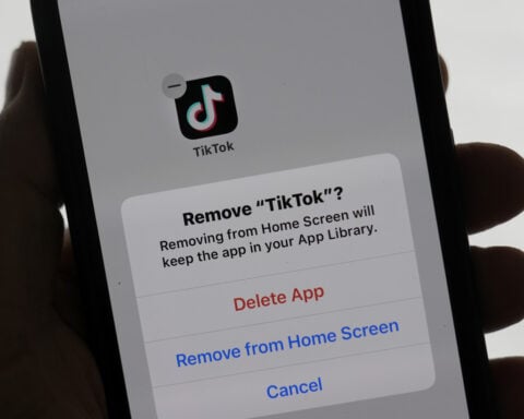 Can he do that? Lawyers and lawmakers debate if Trump has authority to suspend the US TikTok ban