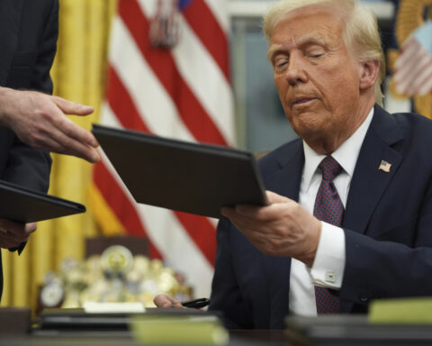 Trump signs death penalty order directing attorney general to help states get lethal injection drugs