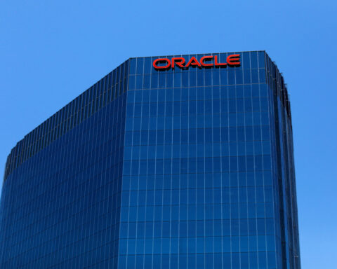 Oracle rolls out AI agents for sales professionals