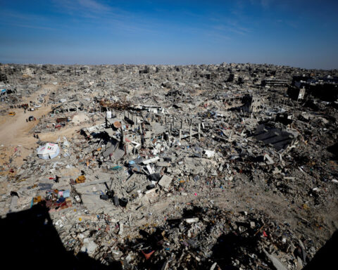 Gazans' joy at ceasefire dims as they visit ruined homes, dig for the dead