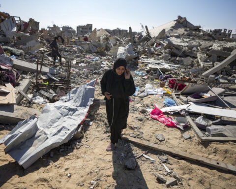 Palestinians confront a landscape of destruction in Gaza's 'ghost towns'