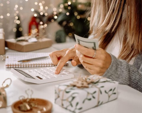 10 tips to help you recover from holiday spending