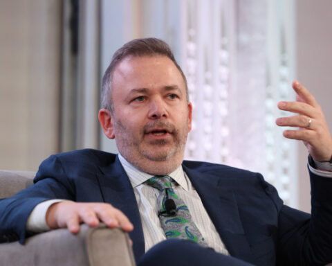 Herald investors vote against Boaz Weinstein's revamp plan