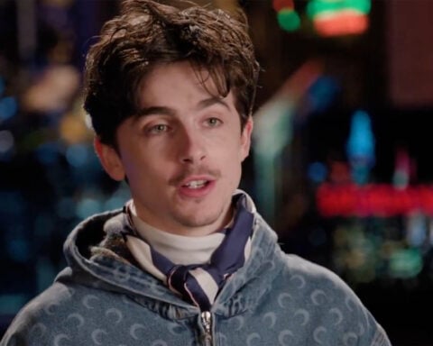 Timothée Chalamet enlists his lookalikes for help with double duty stint on ‘SNL’