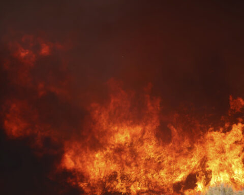 Evacuations ordered as new fast-moving wildfire threatens mountain homes north of Los Angeles