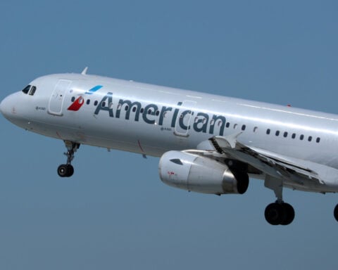 American Airlines forecasts weak 2025 profit on costly labor deals