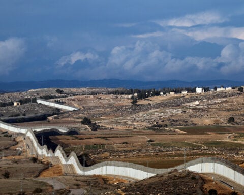 Residents leave homes in Jenin as Israeli West Bank raid continues