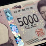 Yen on guard ahead of BOJ decision; dollar set for weekly loss