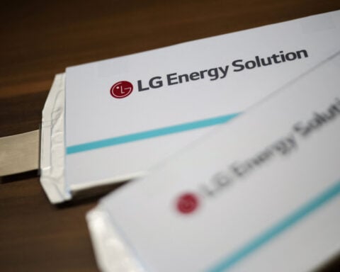 LG Energy Solution cuts capex on slowing EV demand after Q4 loss