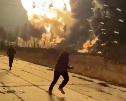 Ukrainian drones hit big Russian oil refinery at Ryazan, sources say