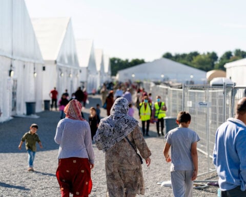Advocate groups ordered to stop aiding refugees who have already arrived in US