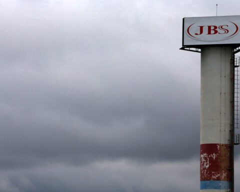 Brazil's JBS buys stake in Mantiqueira to enter egg sector