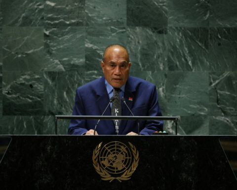 New Zealand reviews Kiribati aid programme after presidential snub