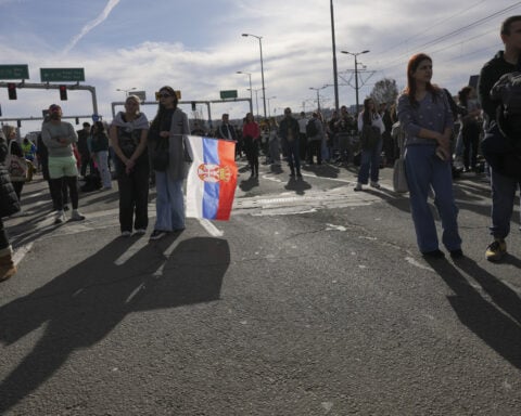 Serbian farmers join striking university students' 24-hour traffic blockade in Belgrade