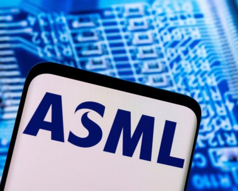 ASML shares surge after strong bookings