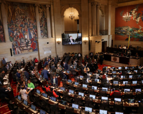 Colombia government to propose fresh $2.86 billion tax reform to Congress
