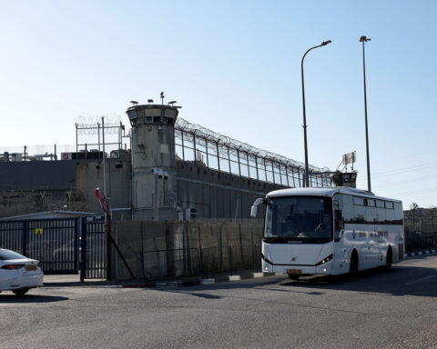 Chaotic scenes at Gaza hostage release bring condemnation from Israeli leaders