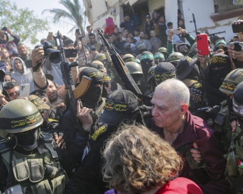 Israelis and Palestinians rejoice after more hostages and prisoners are freed