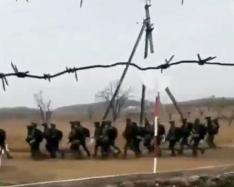 North Korean troops pulled back from frontline after heavy losses, Ukrainian officials say