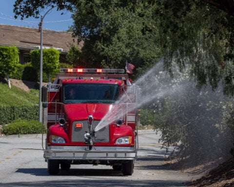 Dangerous windstorm brings fire weather to SoCal