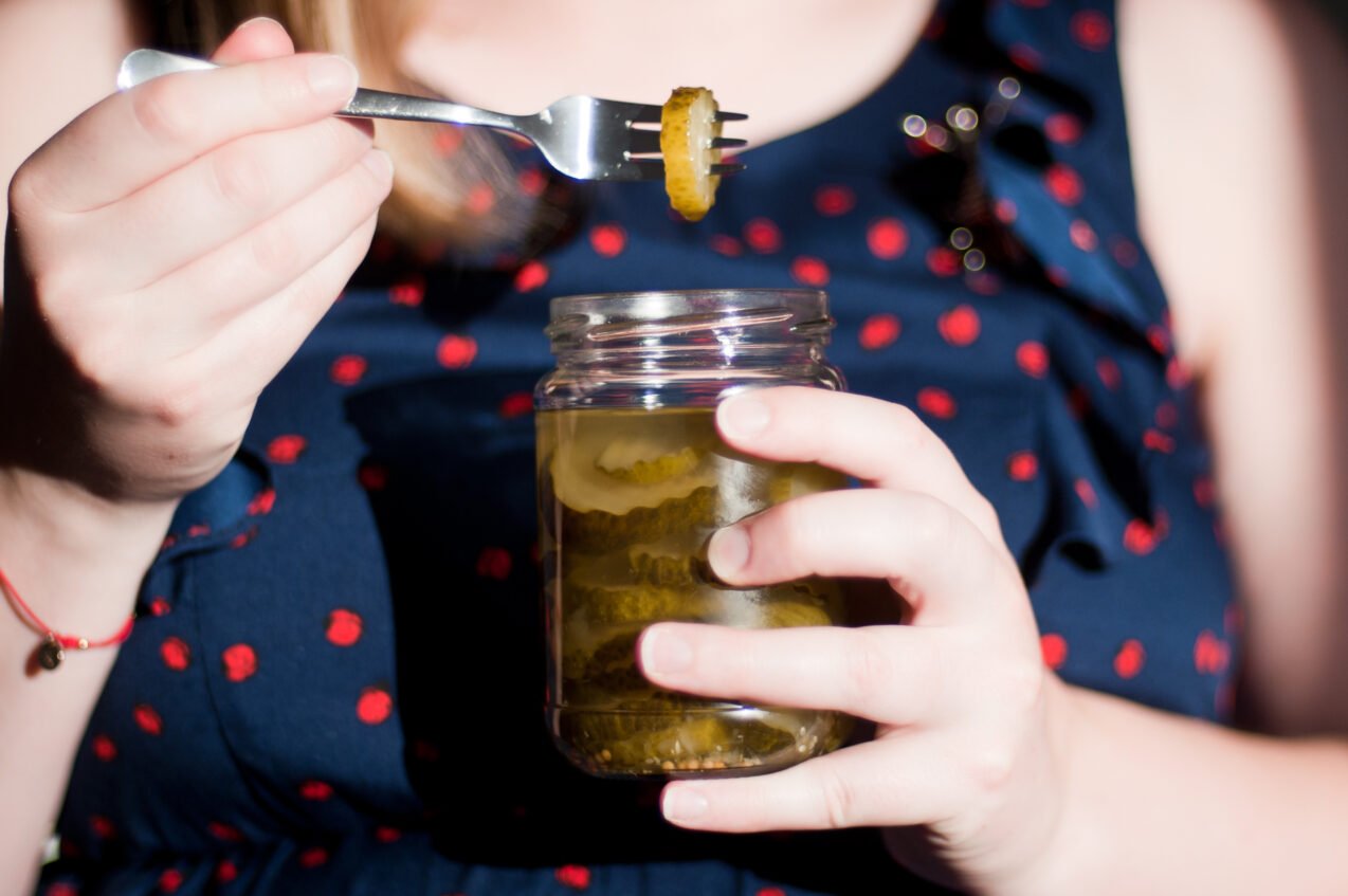 Are glittery pickles safe? Here's what experts say