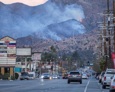 Firefighters work to contain Granada Hills fire