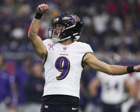 3 more massage therapists accuse Ravens' Tucker of sexually inappropriate conduct, report says