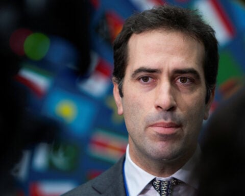 EU must stay united in face of Trump's tariff threat, Spanish minister says