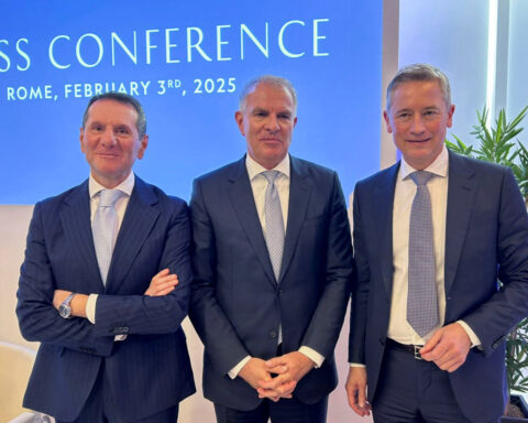 Lufthansa CEO sees more airline sector consolidation in Europe