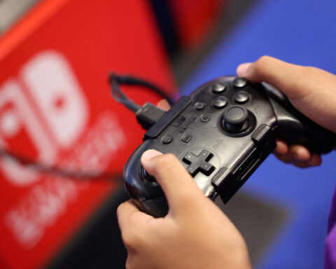 Nintendo cuts Switch sales forecast ahead of successor device launch
