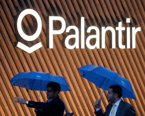 Palantir shares jump on upbeat revenue outlook as businesses adopt AI
