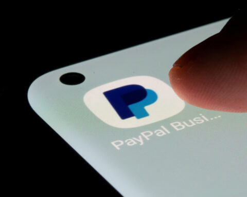PayPal's profit push slows unbranded business growth, shares drop 10%