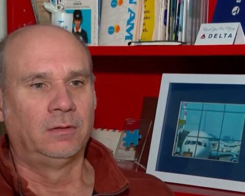 Industry expert, psychologist on overcoming sudden fear of flying