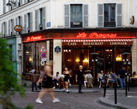 French service sector downturn deepens in January, PMI shows