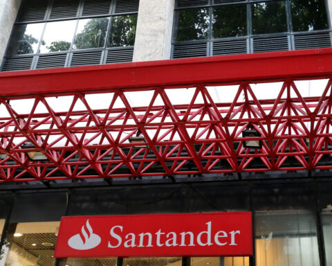 Santander Brasil shares up as Q4 net profit beats forecasts