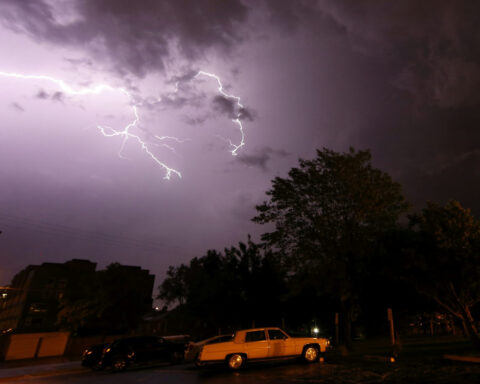 Lightning strikes link weather on Earth and weather in space