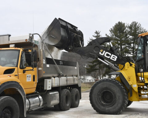 Storm threatens significant ice accumulations in several mid-Atlantic states, forecasters say