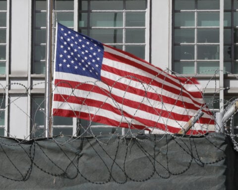 Russia's spies, in retaliation against the CIA, urge Americans to get in touch