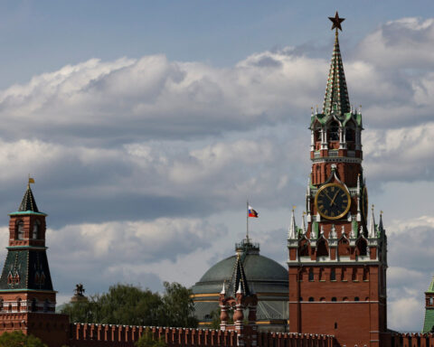 Kremlin says French visa refusals for two more Russian journalists are discriminatory
