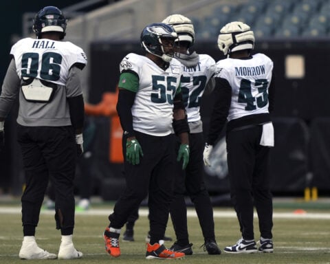 Eagles defensive end Brandon Graham returns from torn triceps for Super Bowl